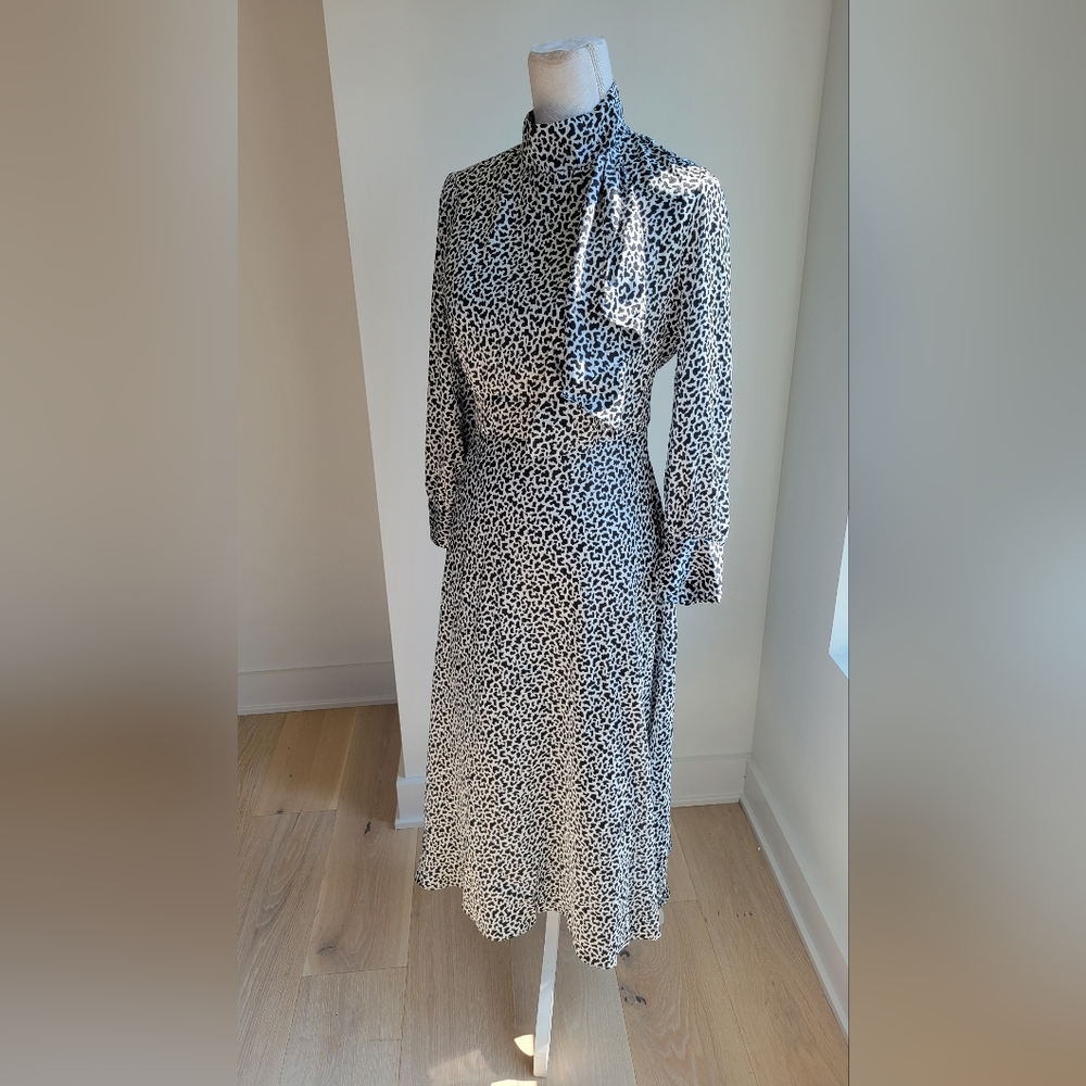 ALEXIA ADMOR | Brooklyn Midi Dress